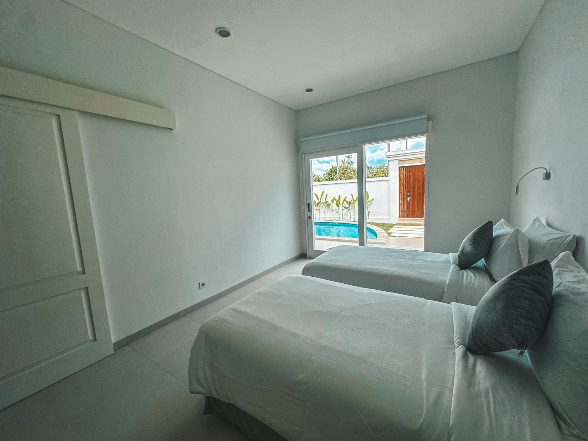 Tropik Resort Lombok Selong Belanak Rum bild