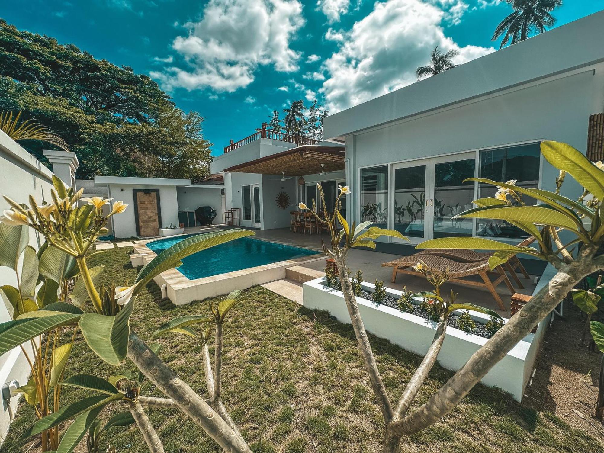 Tropik Resort Lombok Selong Belanak Rum bild